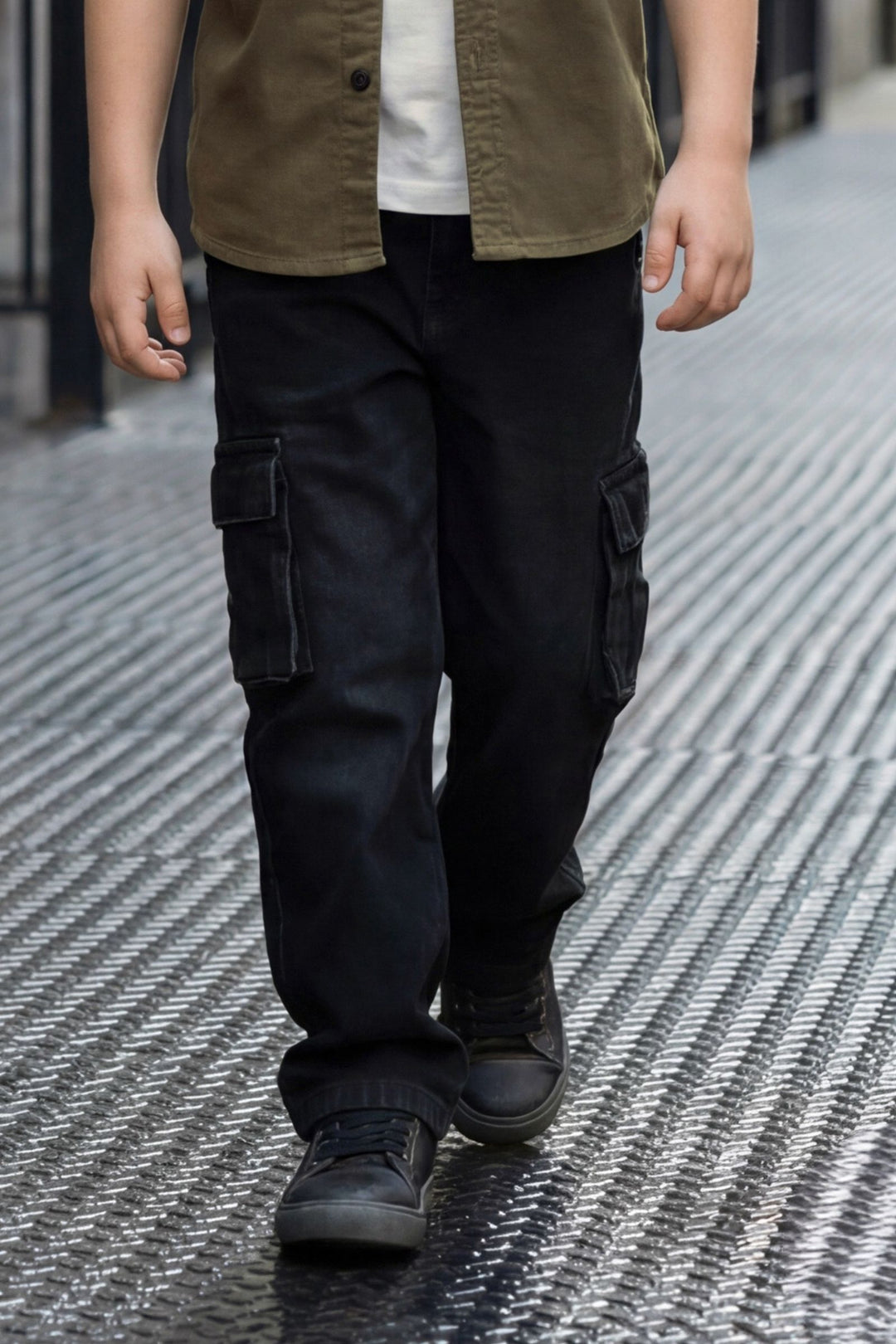 Green Blazer, Printed T-Shirt and Black Pant Set for Boys