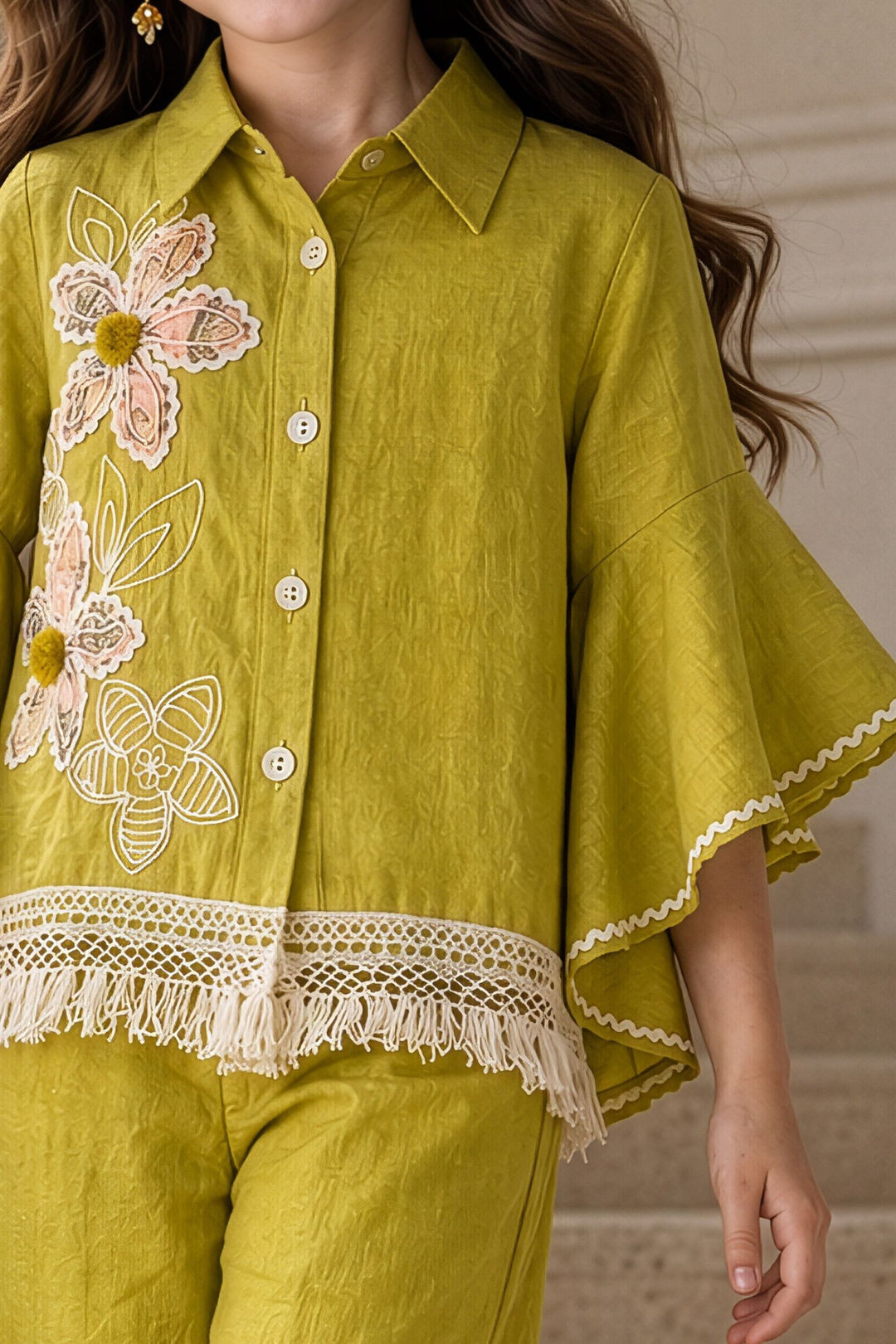 Liril Green Thread and Lace work Co-ord Set for Girls