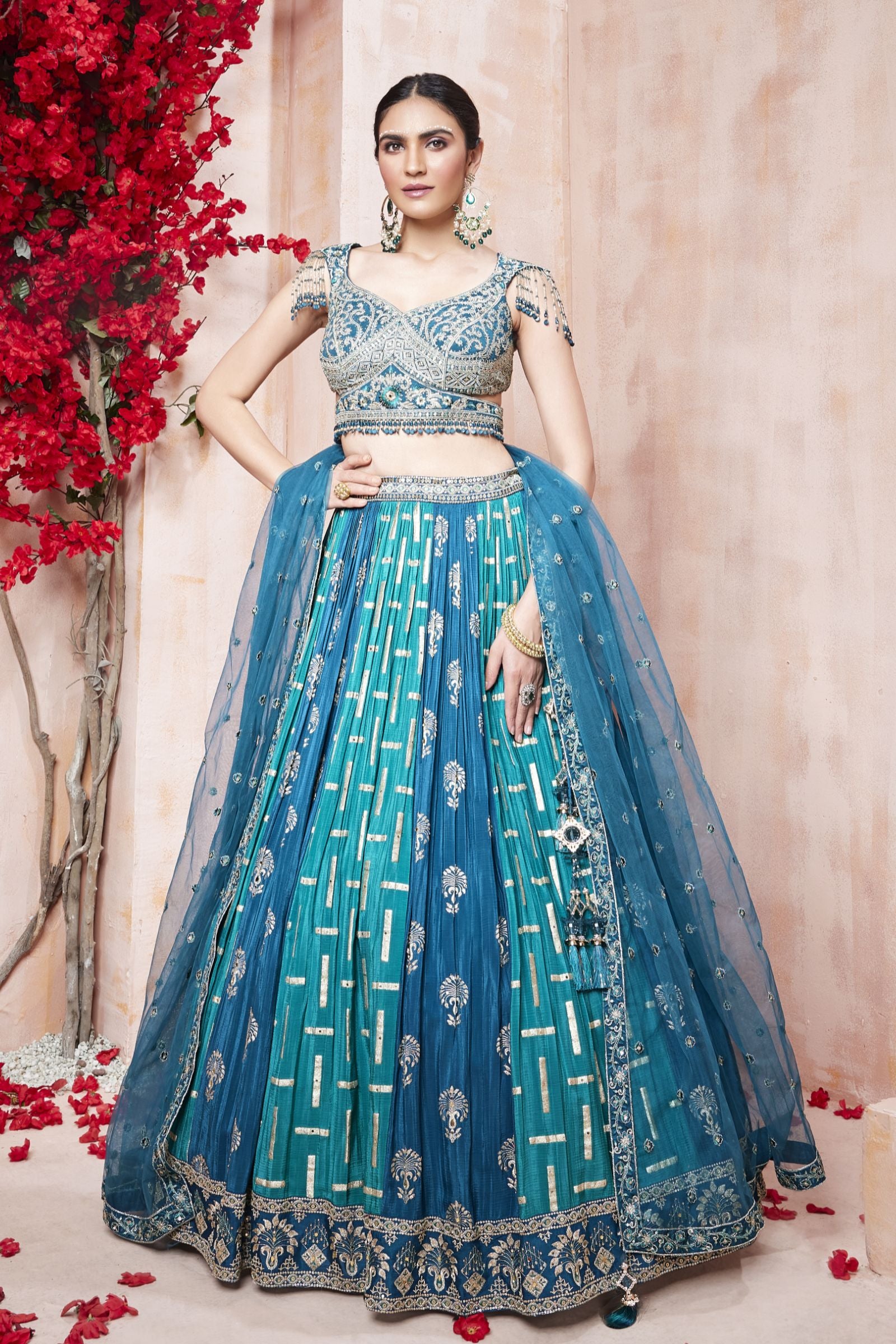Slpendid Crop Top Taffeta Silk Plain 2 Layer Designer Stitched Lehenga With  Velvet Choli For Girls at Rs 899.00 | Umarwada | Surat| ID: 25940883762
