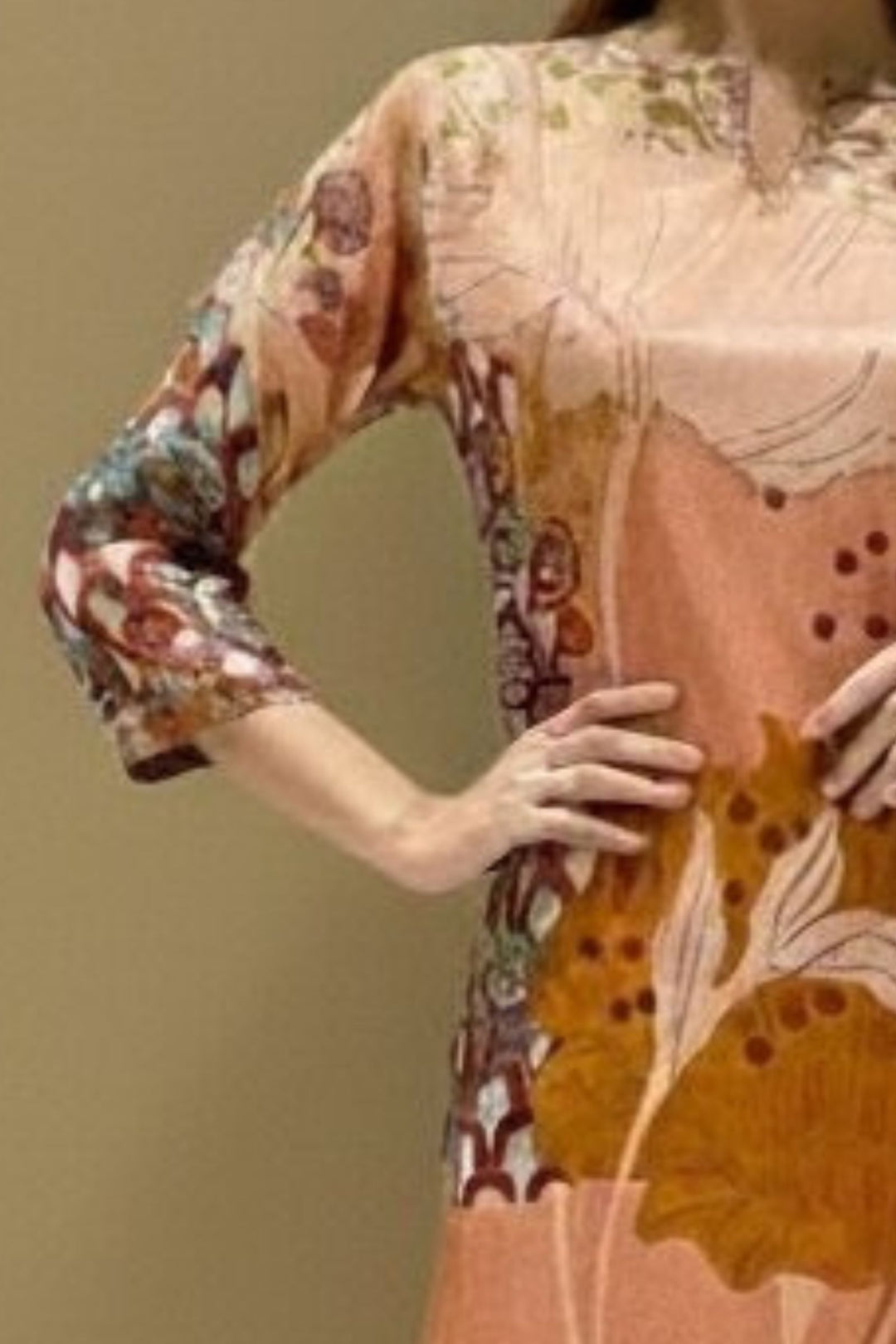 Peach with Maroon Sequins and Thread work with Digital Print Straight Cut Salwar Suit