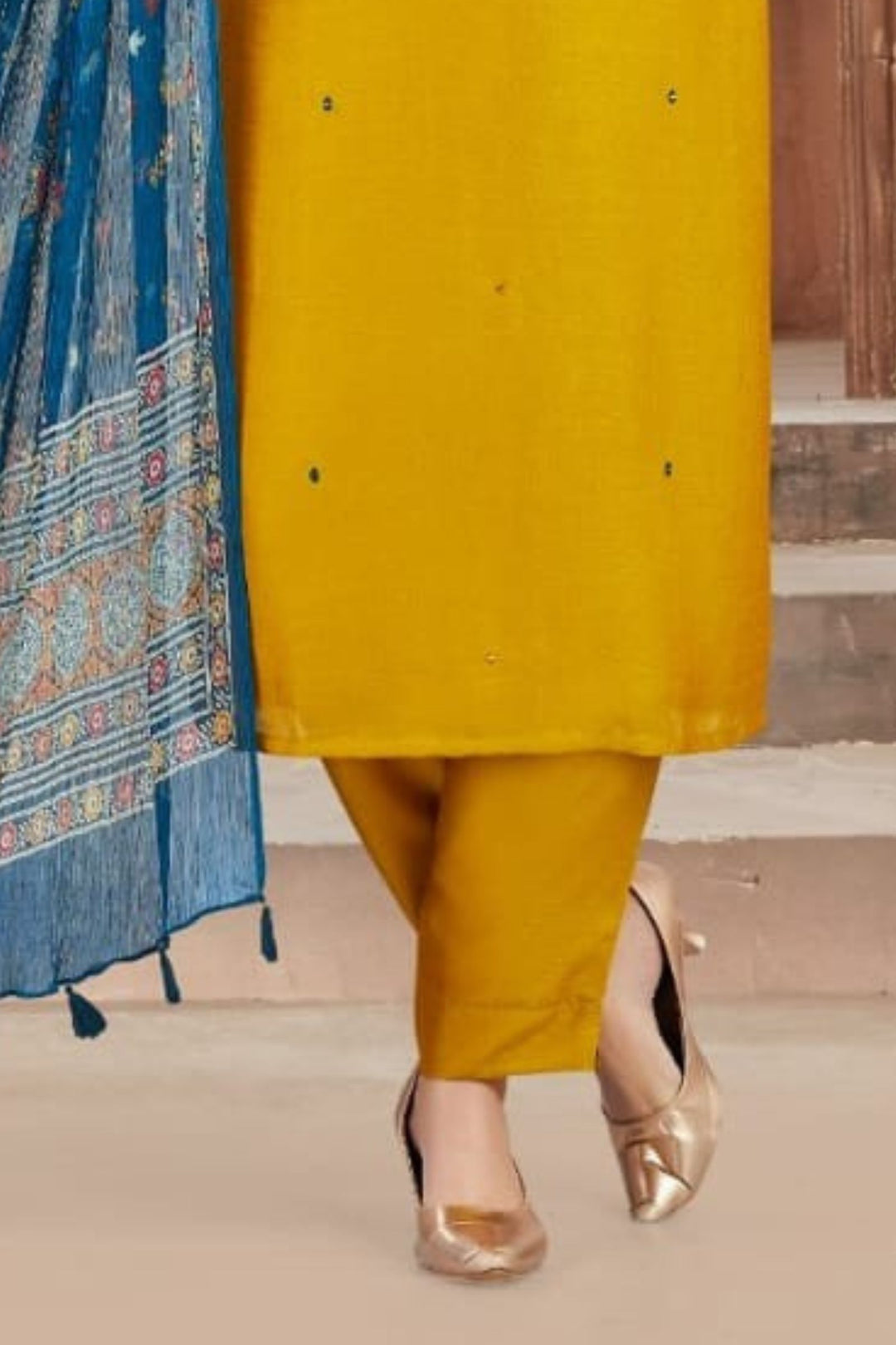 Olive Green Mirror, Zari and Thread work Straight Cut Salwar Suit