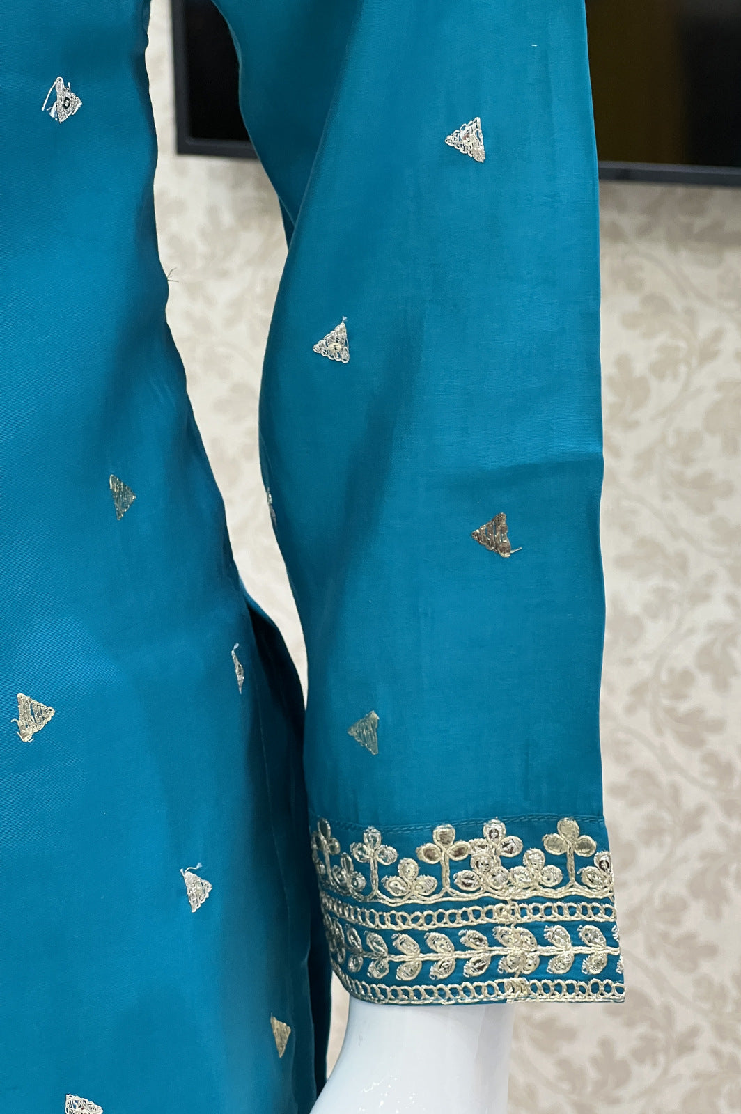 Rama Blue Zari and Sequins work Straight Cut Salwar Suit