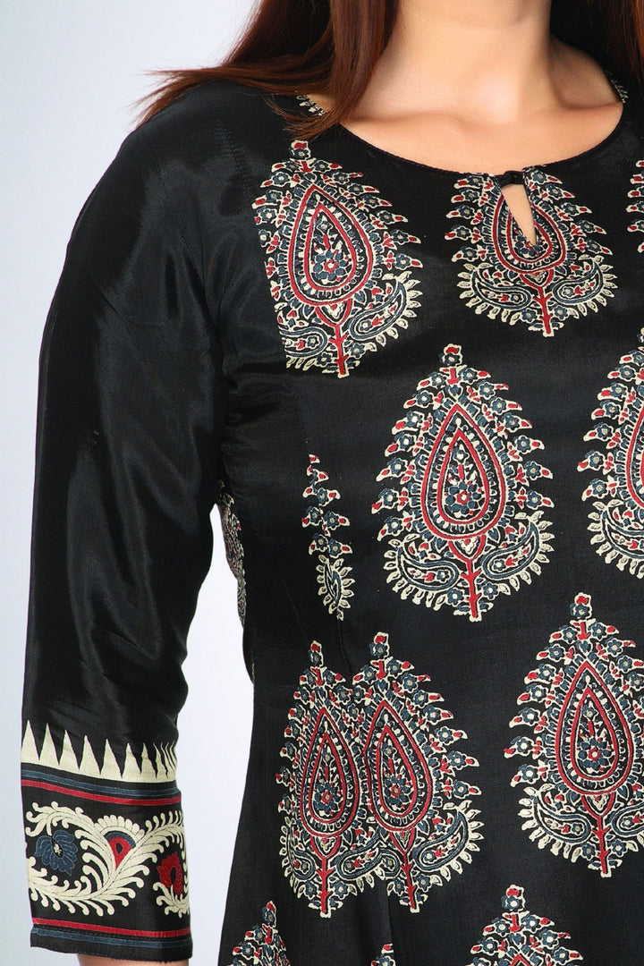 Black Paisley Print Short Kurti