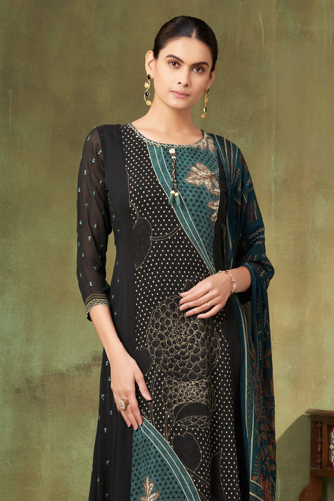 Black Sequins and Thread work with Digital Print Straight Cut Salwar Suit