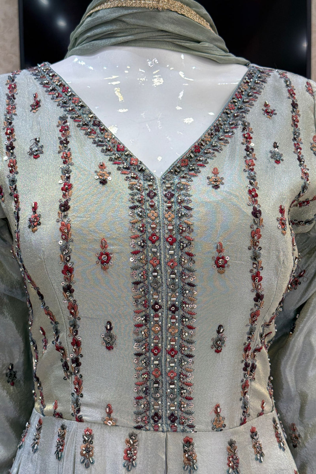 Mastani Style Palazzo Set with Beads and Sequins Work Featuring Detailed Animal Motifs