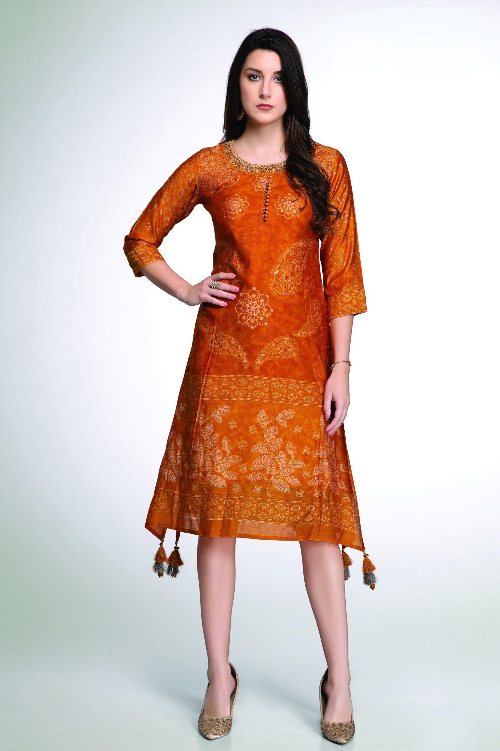 W collection sale of kurtis