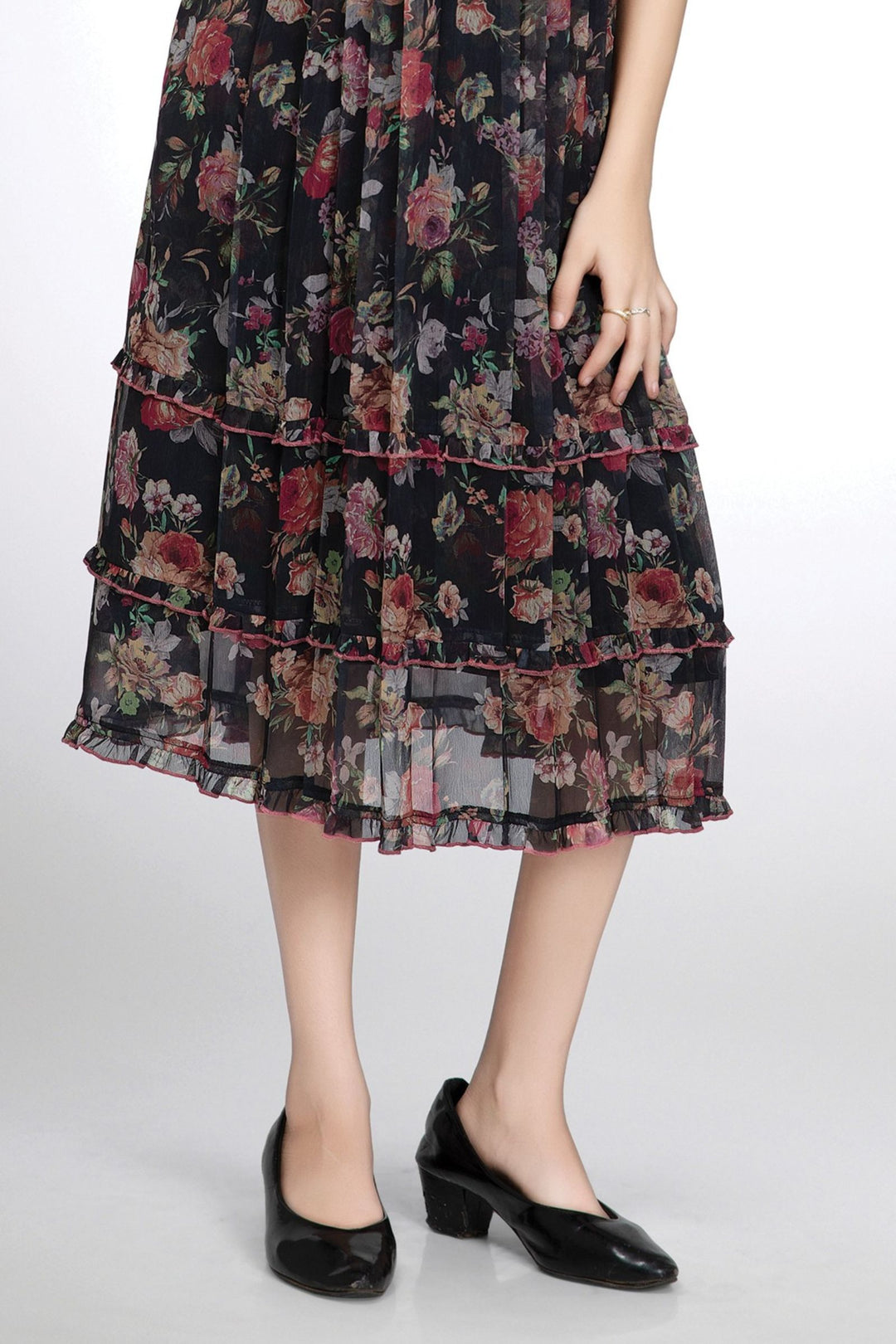 Black with Floral Print and Multicolor Thread work Knee Length Casual Frock for Girls