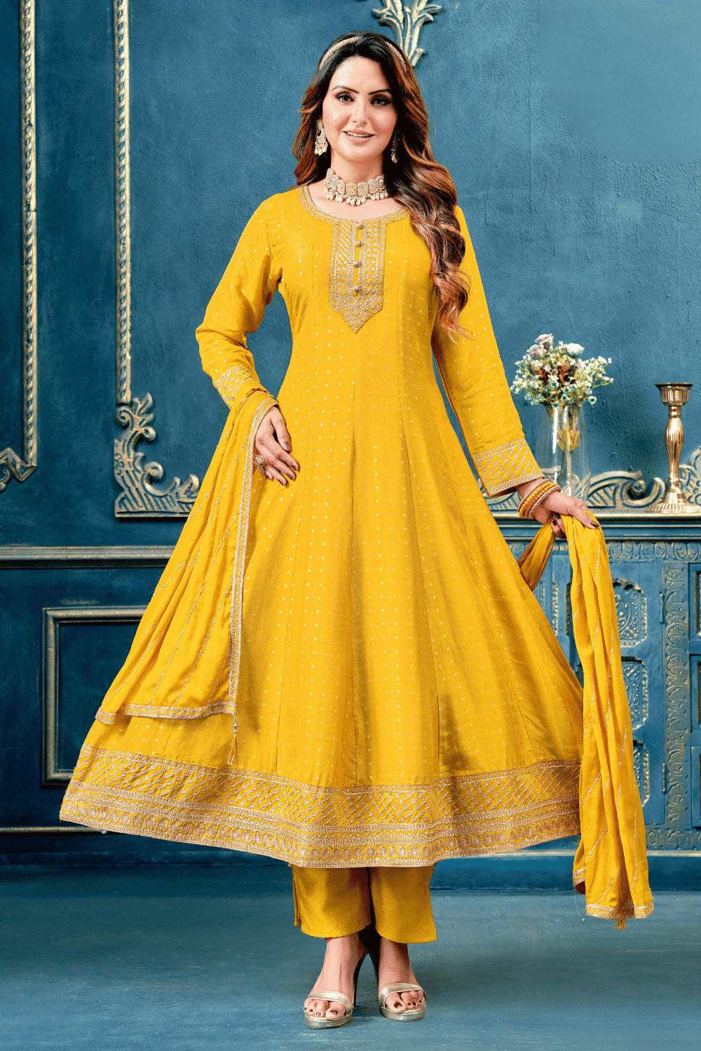 Designer Anarkali Salwar Kameez at Rs 2195 in Surat | ID: 20213483448