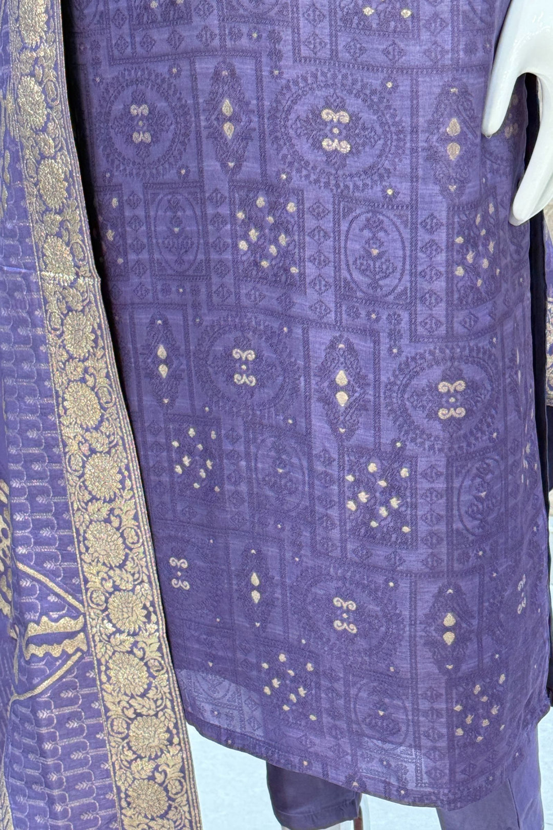 Lavender Beads, Sequins, Zardozi, Stone, Banaras and Jacquard work Straight Cut Salwar Suit