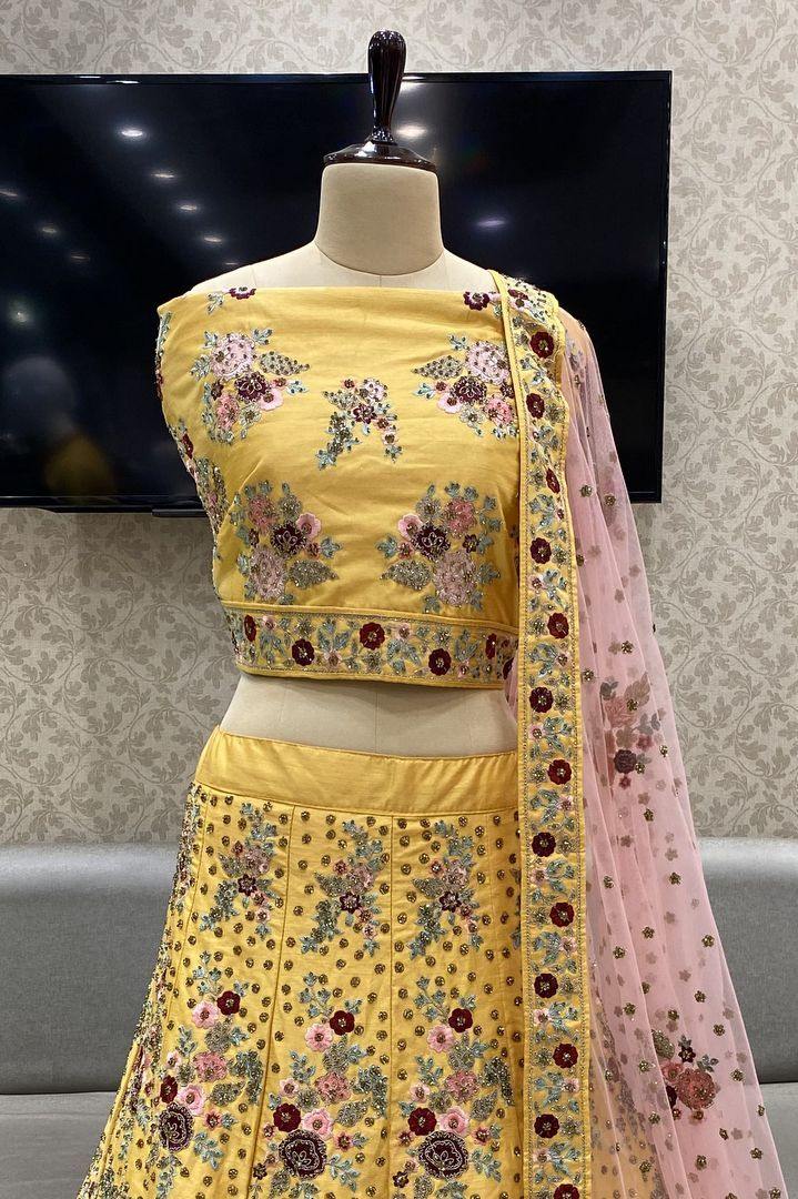 Search results for: 'peach color lehenga'