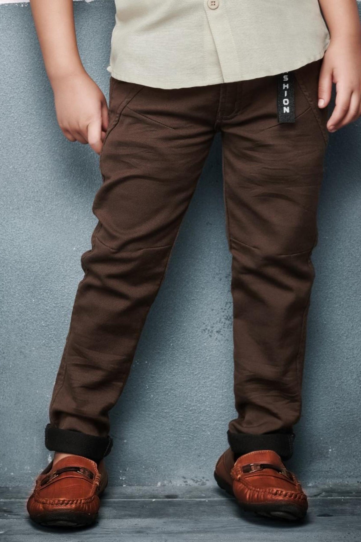 Mens Brown Cotton Solid Casual Pant